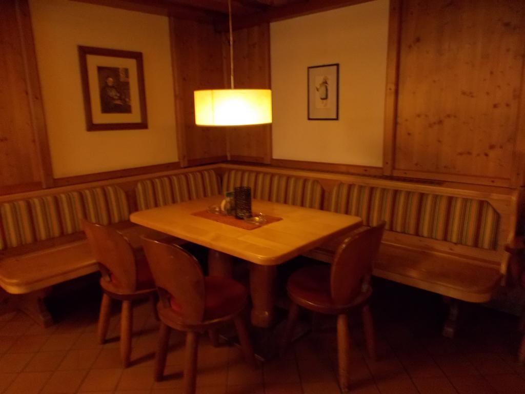 Gasthof Grillitsch Roesslwirt Obdach Exterior photo